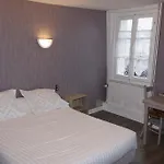 Le Relais Hotel